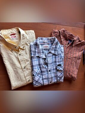 Lot of 3 Men’s Wrangler Button Down Shirts - Size XL- Plaid and Solid Casual
